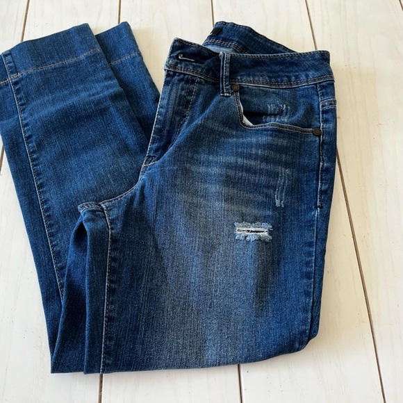 1822 distressed crop jeans size 8 - Picture 2 of 8